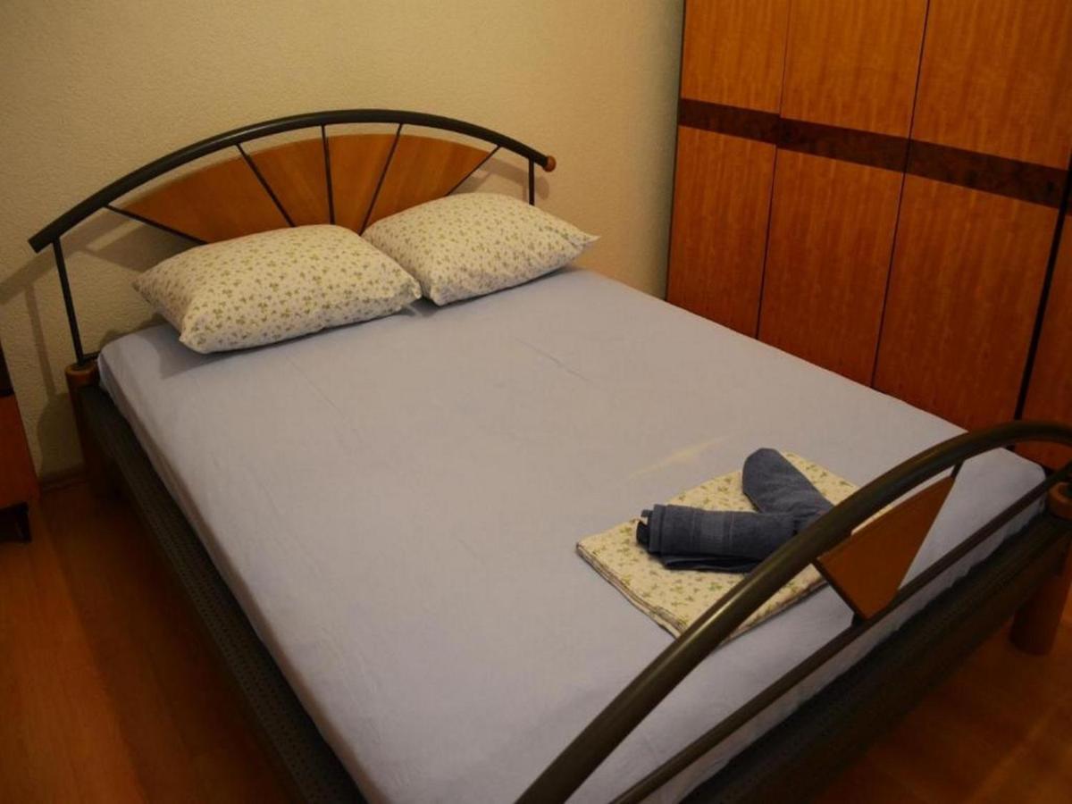 Holiday Home Carevic Gornja Brela Екстер'єр фото